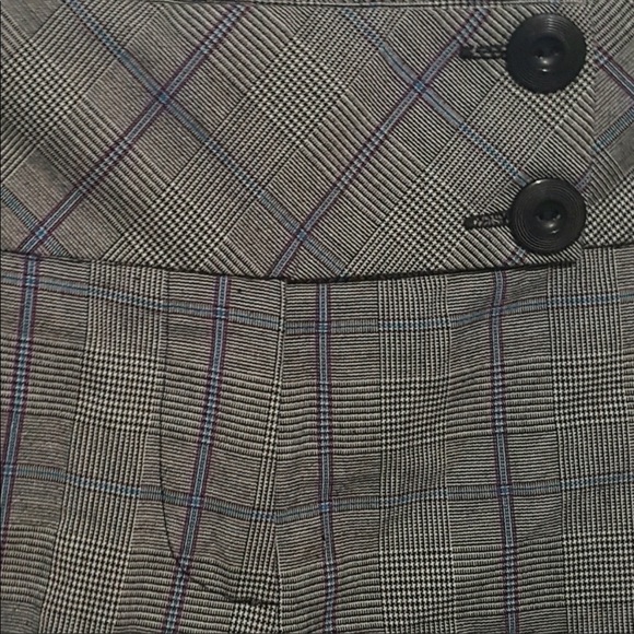 Miss Bisou Women/Jr's Houndstooth Plaid Bermuda Casual Shorts Size 9 - Picture 5 of 5